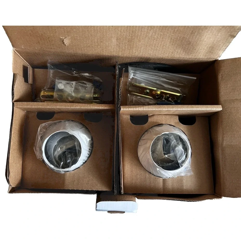 Defiant Motion‎ Security Light 2-Pack White 180° Sensor Open Box Unused
